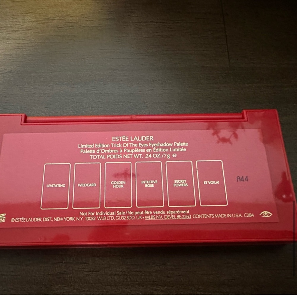 Estée Lauder Limited Edition Trick Of The Eyes Eyeshadow Palette FULL SIZED - Picture 13 of 15